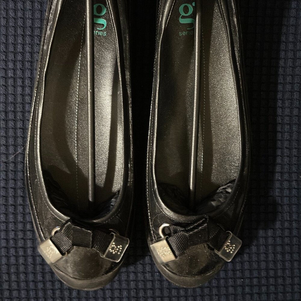 NikeLab G Series Breathable Sides Comfortable Flats With Silver Tabs